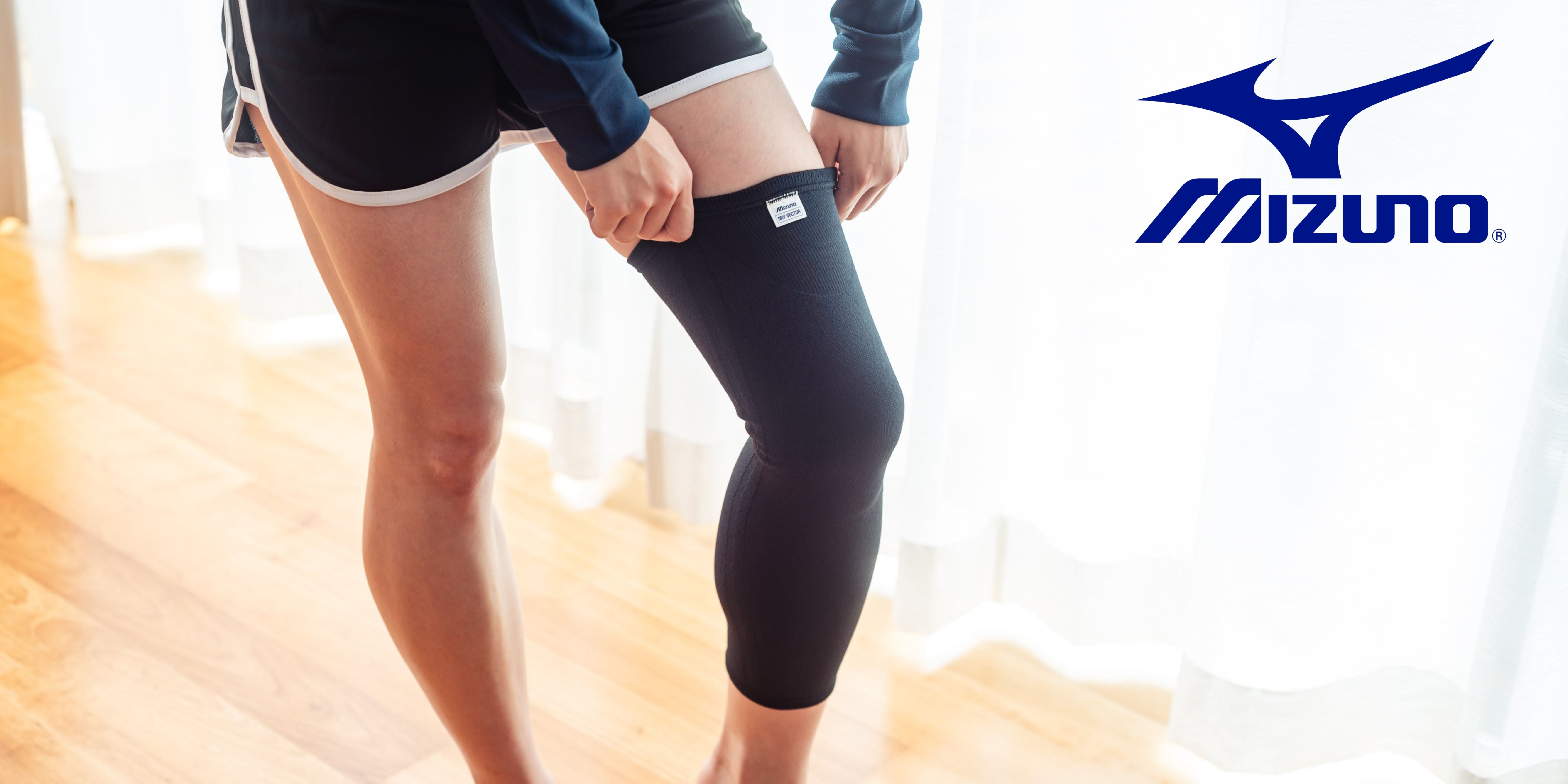 膝の痛みに湿布は効く 効果や冷湿布と温湿布の使い分けについて解説 Tential テンシャル 公式オンラインストア