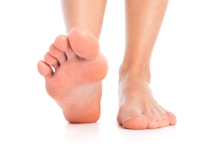 足の裏のほくろは危険 悪性黒色腫の見分け方や治療法を紹介 Tential テンシャル 公式オンラインストア